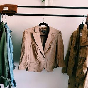 IZ Byer California Tan cropped Blazer